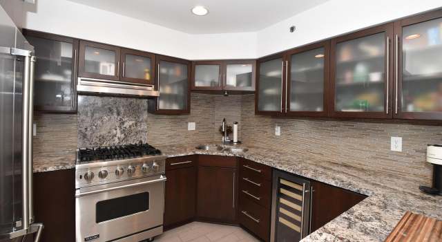 Property at 35 Harborview Dr #314, Racine, WI 53403, 1 bed, 1.5 baths