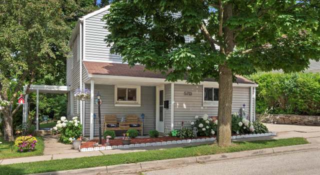 Photo of 5713 Clover Ln, Greendale, WI 53129