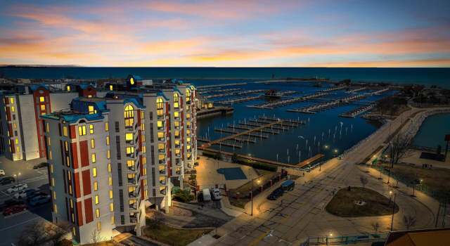 Photo of 333 Lake Ave #803, Racine, WI 53403