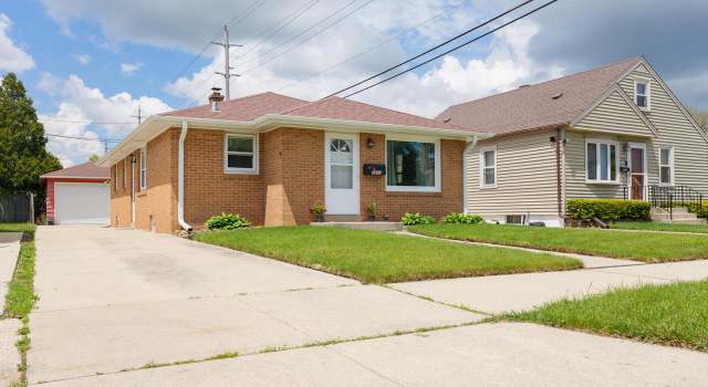 Photo of 2912 Ashland Ave, Racine, WI 53403