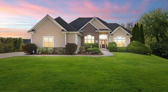 Photo of W271N2493 Orchard Ln, Pewaukee, WI 53072