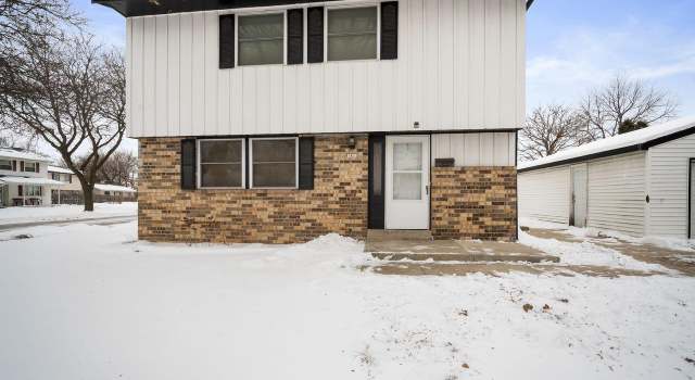 Photo of 1812 W Kneeland St, Milwaukee, WI 53205