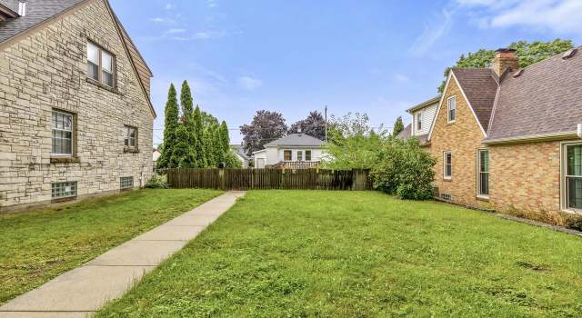 Photo of 2407 S 79th St, Milwaukee, WI 53219