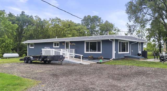 Photo of W566 Carlin Trl, Palmyra, WI 53156