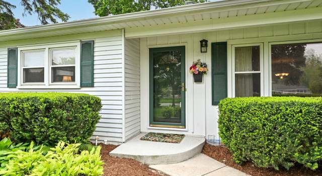 Photo of 409 E Dean Rd, Fox Point, WI 53217