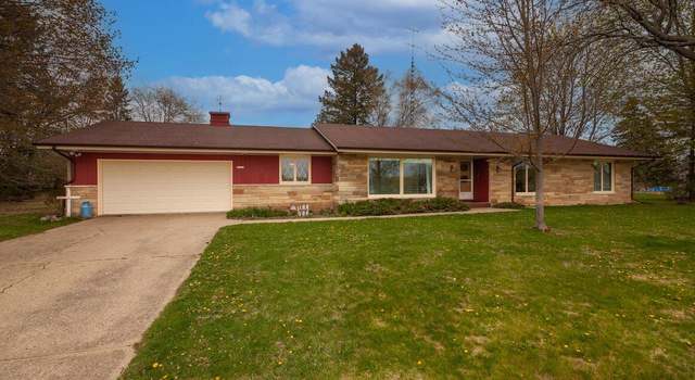 Photo of W1940 Park St, Sullivan, WI 53178