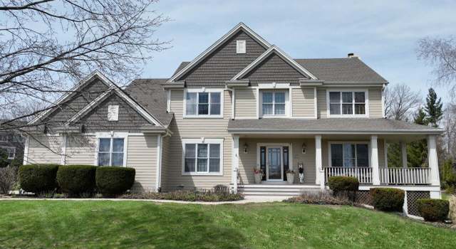 Photo of W126N6563 Sycamore Ln, Menomonee Falls, WI 53051