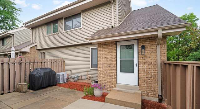 Photo of 4826 S 19th St, Milwaukee, WI 53221