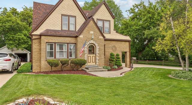 Photo of 3674 S 56th St, Greenfield, WI 53220