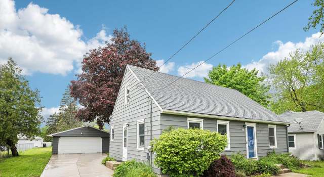 Photo of 8031 N 45th St, Brown Deer, WI 53223