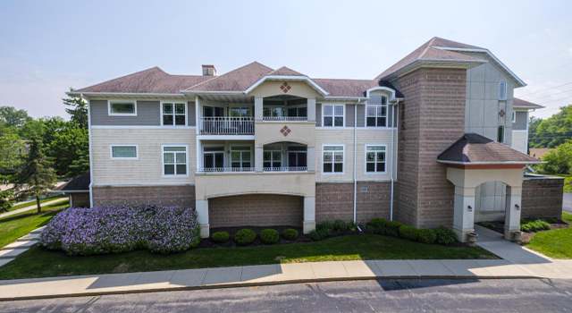 Photo of 213 S Main St #302, Thiensville, WI 53092