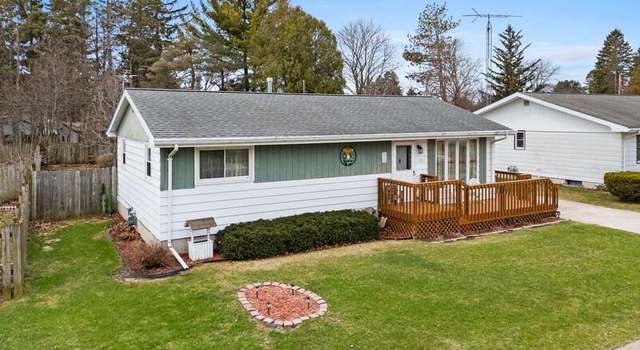 Photo of 2313 42nd St, Two Rivers, WI 54241