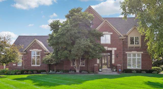 Photo of 904 N Evergreen Cir, Hartland, WI 53029
