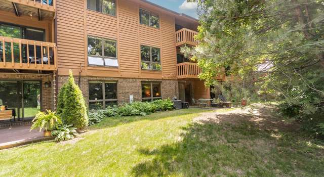 Photo of 6318 Cedar St, Wauwatosa, WI 53213
