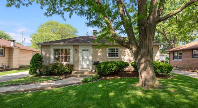 Photo of 2943 S 102nd St, West Allis, WI 53227