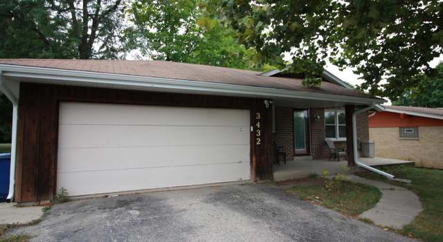 Photo of 3432 Southwood Dr, Racine, WI 53406