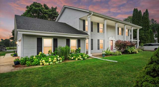 Photo of 6840 Enge Dr #6842, West Bend, WI 53090