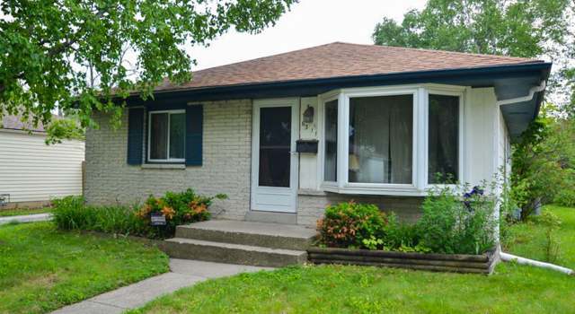 Photo of 6311 W Boehlke Ave, Milwaukee, WI 53223