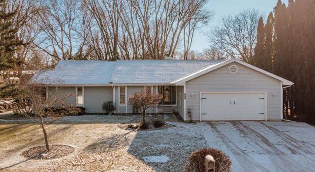 Photo of 601 East View Ct, Verona, WI 53593