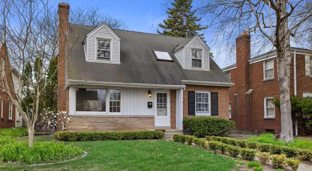 Photo of 4419 N Ardmore Ave, Shorewood, WI 53211