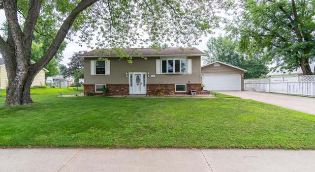 Photo of 2710 Marion St, La Crosse, WI 54603