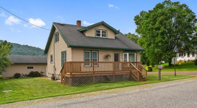 Photo of 302 Gilbertson St, Chaseburg, WI 54621
