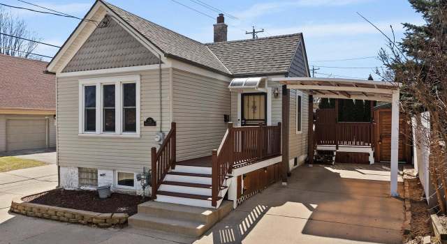 Photo of 125 W Garfield Ave, Milwaukee, WI 53212
