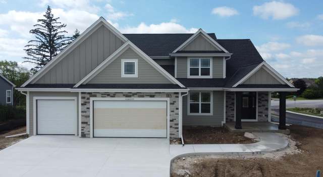 Photo of N56W20799 Muirfield Dr, Menomonee Falls, WI 53051