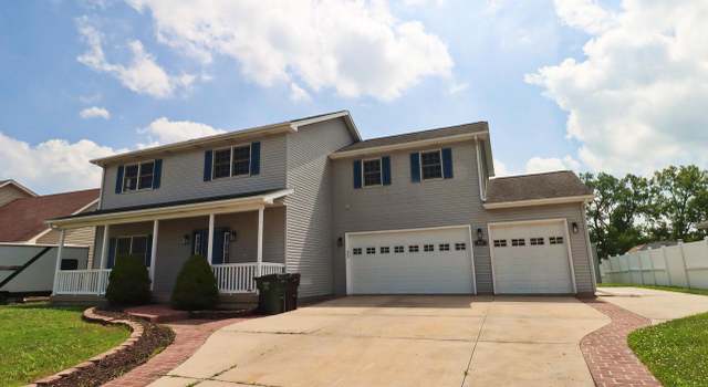 Photo of 8625 Majestic Hills Dr, Sturtevant, WI 53177