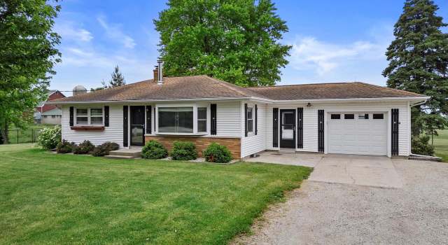 Photo of 901 136th Ave, Union Grove, WI 53182