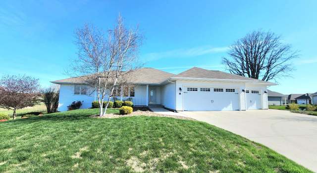Photo of 256 Auburn Dr, Sheboygan Falls, WI 53085