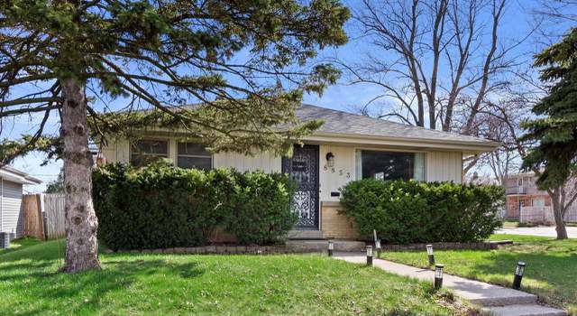 Photo of 8853 W Brentwood Ave, Milwaukee, WI 53224