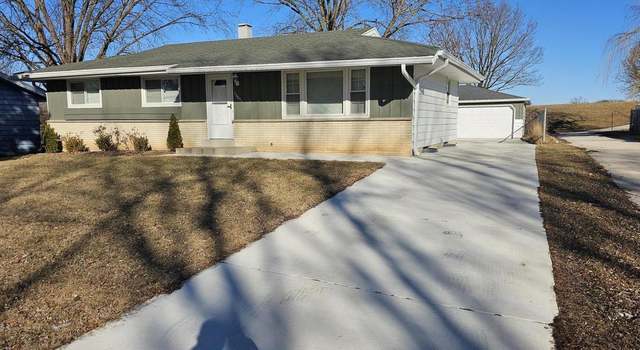 Photo of 1663 Village Dr, Racine, WI 53406
