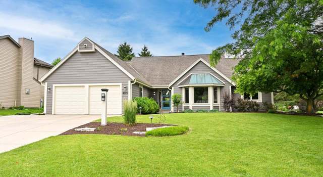 Photo of 4015 S Wilshire Dr, New Berlin, WI 53151