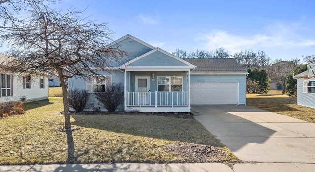 Photo of 1109 Phoenix Dr, Waukesha, WI 53186