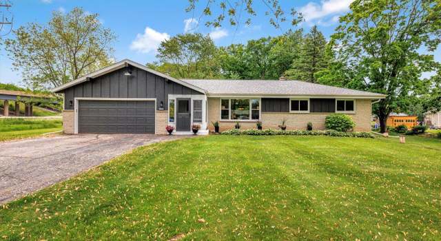 Photo of 4760 S Langlade Dr, New Berlin, WI 53151
