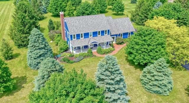 Photo of S87W34722 Nesting Ln, Eagle, WI 53119