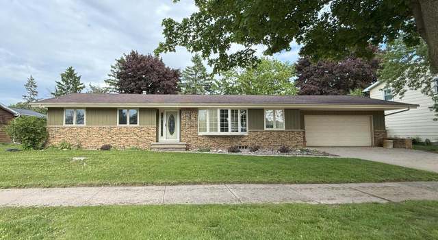 Photo of 1124 Tullar Rd, Neenah, WI 54956