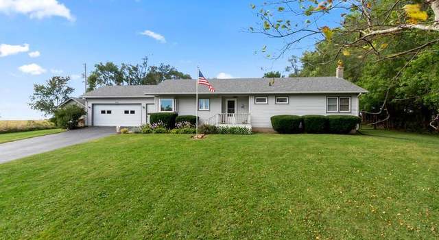 Photo of 344 W Beloit St, Darien, WI 53114