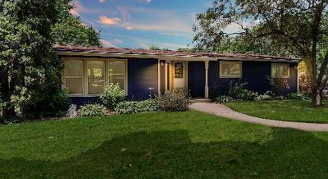 Photo of 32540 Yahnke Rd, Burlington, WI 53105
