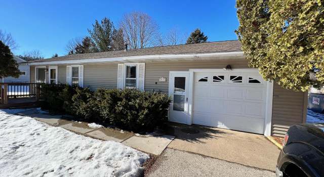 Photo of 2933 Youngdale Ave, La Crosse, WI 54603