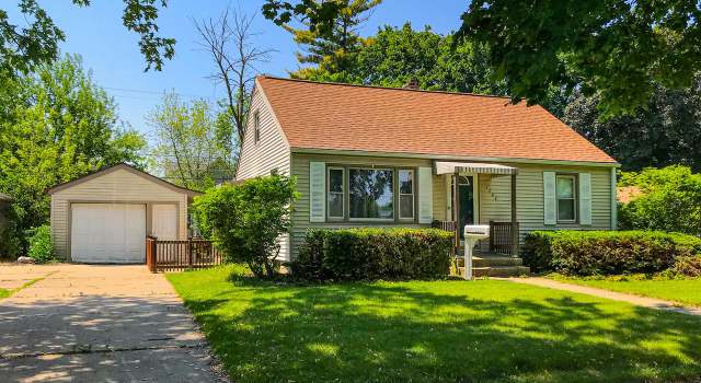 Photo of 1342 State St, Union Grove, WI 53182