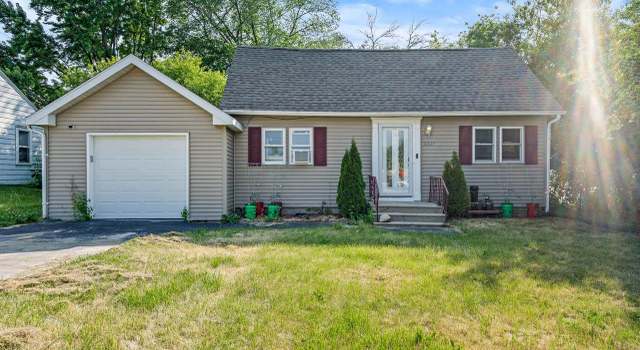 Photo of 8627 N Granville Rd, Milwaukee, WI 53224