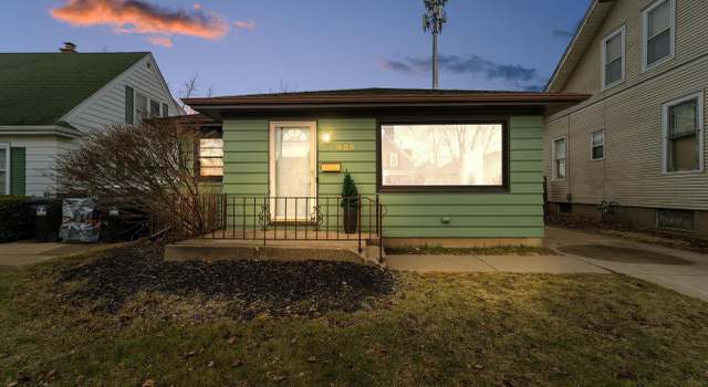 Photo of 525 Harvey Dr, Racine, WI 53405