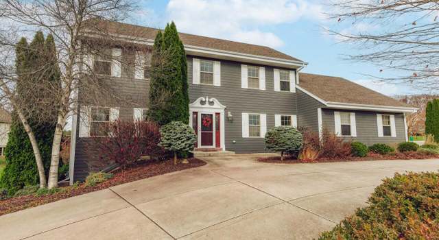 Photo of W127N6541 Blue Spruce Ct, Menomonee Falls, WI 53051