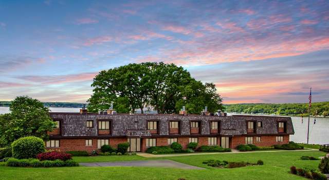 Photo of 1070 S Lake Shore Dr Unit 1-C2, Lake Geneva, WI 53147