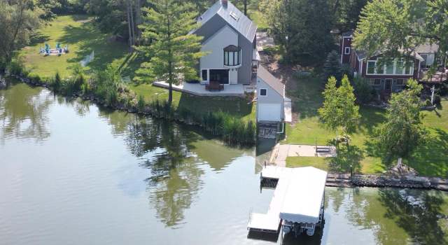 Photo of N5077 Lake Dr, Hustisford, WI 53034