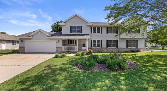 Photo of 449 1st St #308, Belgium, WI 53004