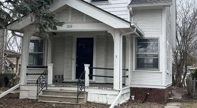 Photo of 1914 E Edgewood Ave, Shorewood, WI 53211