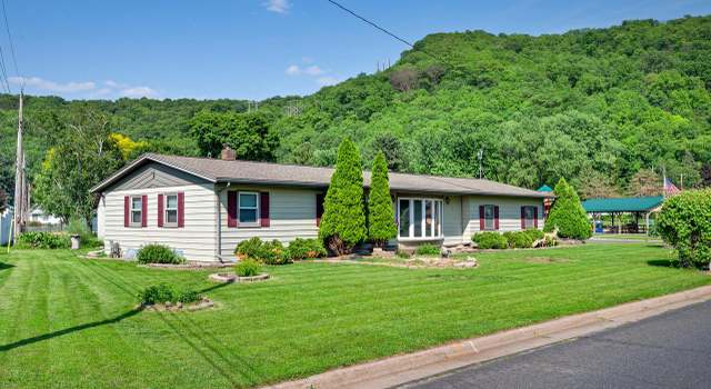 Photo of 3421 Springbrook Way, La Crosse, WI 54601